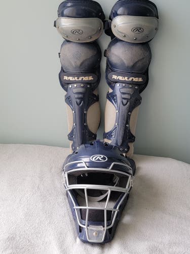 Used Rawlings Renegade 2.0 Adult Matching Catcher's Helmet & Leg Guards (Navy Color)
