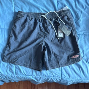 Vineyard Vines 7 inch island trunk retail price $100