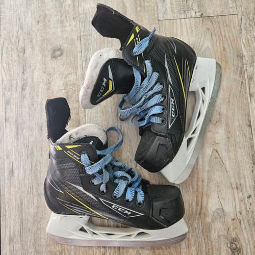 Used Junior CCM Tacks 2092 Hockey Skates Regular Width Size 1