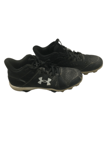 Used Under Armour Leadoff Youth 09.0 Baseball And Softball Cleats
