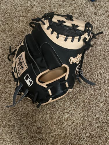 New  Catcher's 34" Heart of the Hide Baseball Glove