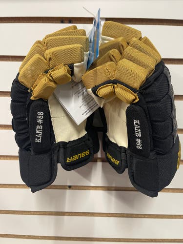 Bauer pro series glove -VEGAS KANE