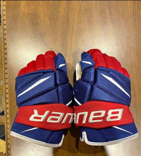 Canadiens Game Used 2x Pro Gloves 14"