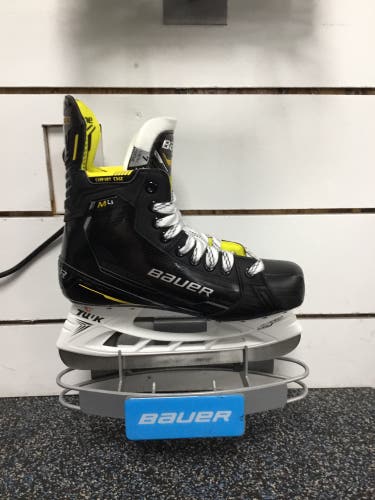 New Senior Bauer Regular Width  Pro Stock 11 Supreme M4 Hockey Skates