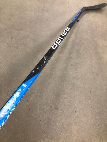 Used Senior Bauer Team Nexus Right-Handed P28 Hockey Stick