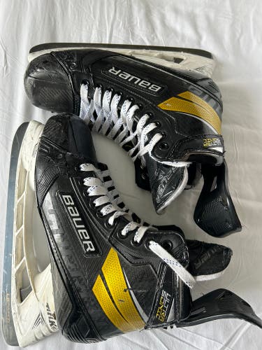 Used Senior Bauer Extra Wide Width  Pro Stock 7.5 Supreme UltraSonic Hockey Skates