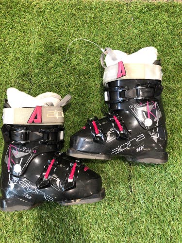 Used Kid's Alpina Ruby 4 Ski Boots (Mondo 22/22.5 267mm)
