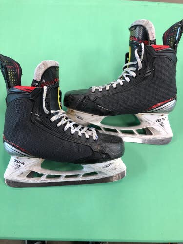 Used Senior Bauer Vapor 2X Pro Hockey Skates with Shot Blockers (Extra Wide) - Size: 9.5