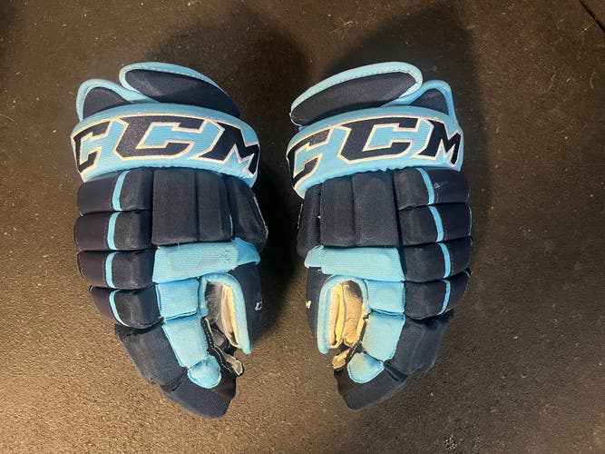 CCM HG4PC 4 rolll hockey gloves 14” navy / baby blue