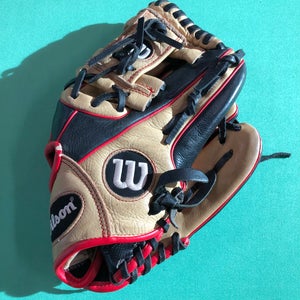 Used Wilson A550 Right-Hand Throw Infield Baseball Glove (11")