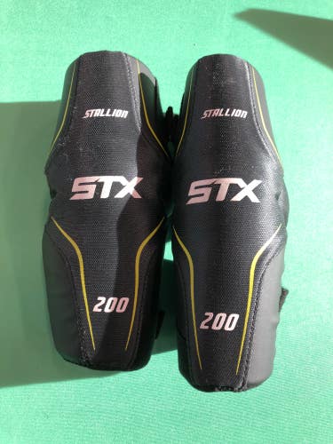 Used Youth STX Stallion 200 Lacrosse Arm Pads (Size: Medium)