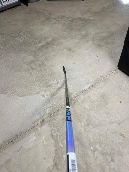 New Senior CCM Jetspeed FT6 Pro Right Handed Hockey Stick P14 Pro Stock