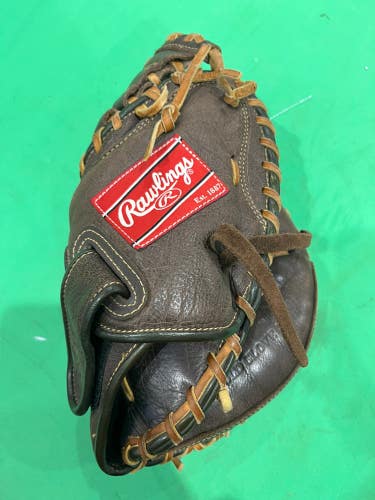 Brown Used Rawlings Player Preferred Right Hand Throw Catcher's Baseball Glove 32.5"