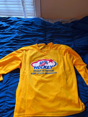 USA Hockey Yellow Used Large Men's Jersey