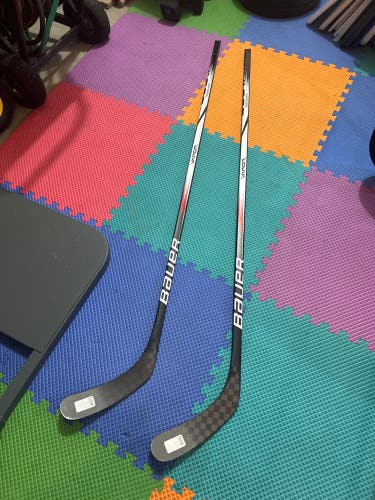 New Senior Bauer Right Handed P92 Pro Stock Vapor Team Hockey Stick