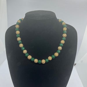 Pro athlete type rhinestone, elastic necklace