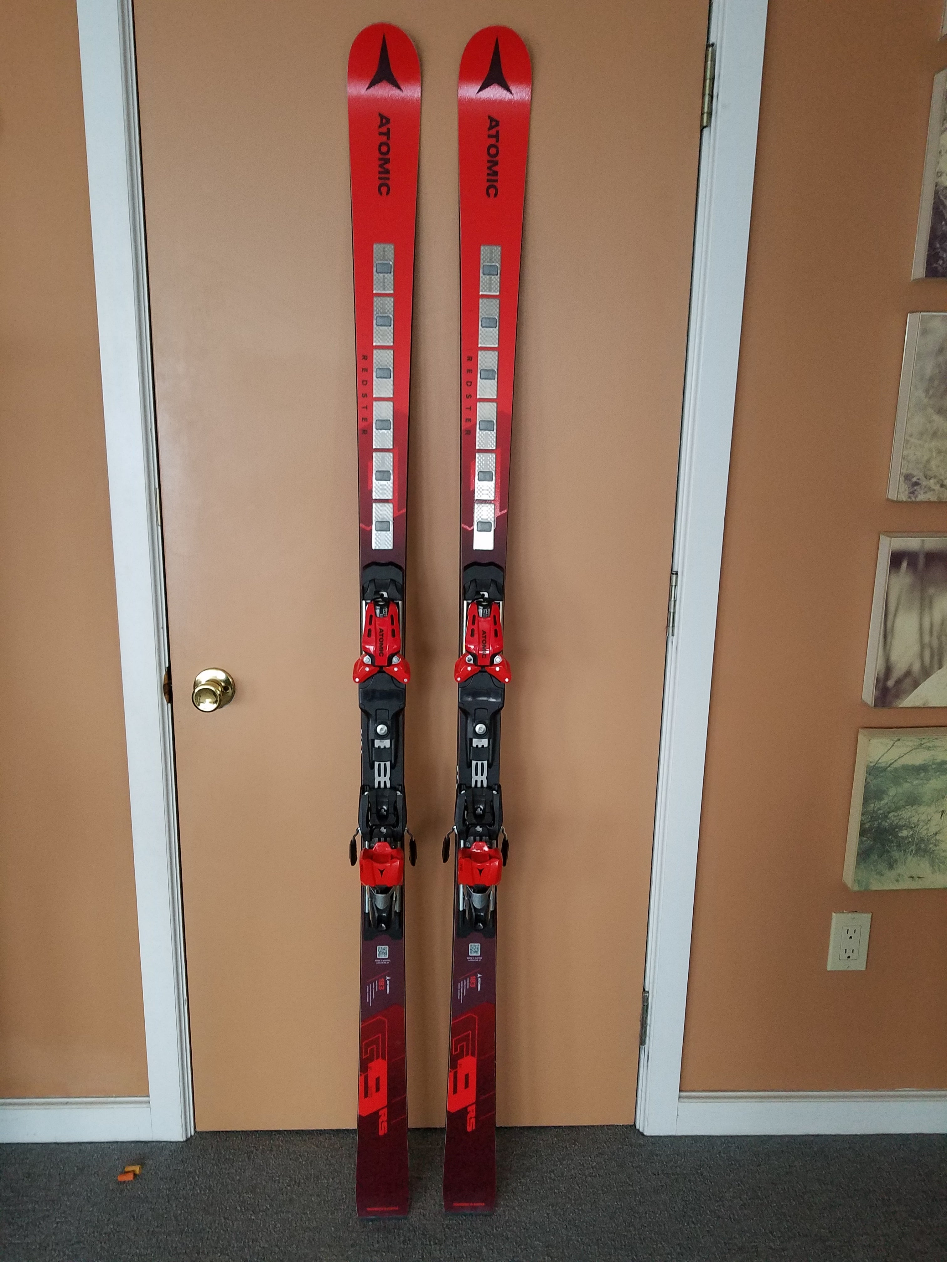 Atomic G9 RS 183 cm R24m Skis With X12 VAR Bindings | SidelineSwap