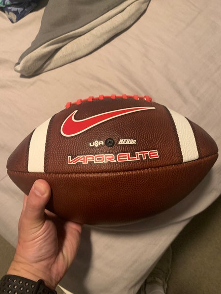 Nike vapor elite football
