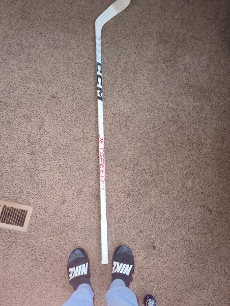 Used Senior CCM JetSpeed FT5 Pro Right Handed Hockey Stick P28
