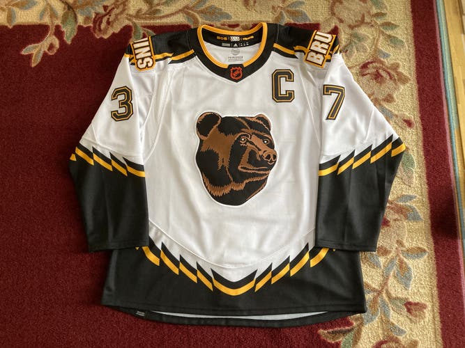 Boston Bruins, Reverse Retro 2, size 54 - Patrice Bergeron, #37, with 'C'
