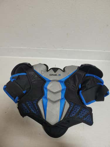 Used Bauer One.8 Lg Hockey Shoulder Pads