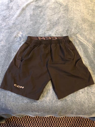 Black New Large Adult CCM Shorts