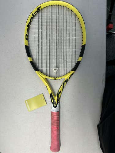Used Babolat Aero 112 4 3 8" Tennis Racquets
