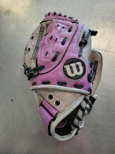 Used Wilson Fastpitch Cat 10" Fielders Gloves