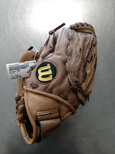 Used Wilson A40 10" Baseball & Softball Fielders Gloves