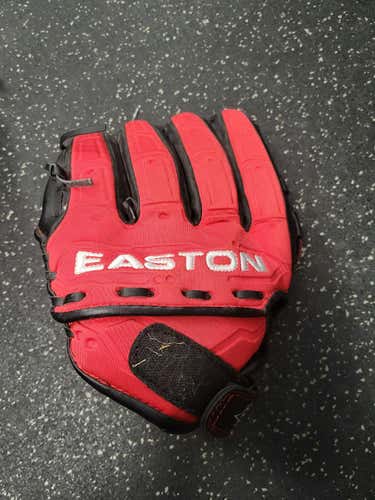 Used Easton Titan 11" Fielders Gloves
