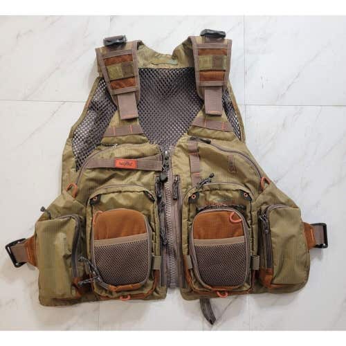 Fishpond Gore Range Tech Pack Fishing Vest in Driftwood Good Condition