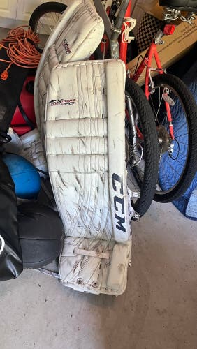 Ccm NHL stock Bobrovsky pads Used