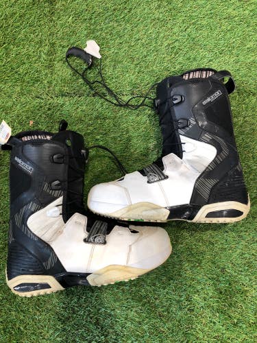 Used Men's 11/11.5 Salomon Synapse Snowboard Boots