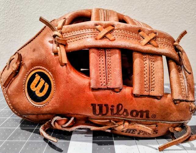 Vintage Wilson A2975 MVP "Snap Action" Baseball Glove 12" RHT - GAME READY!