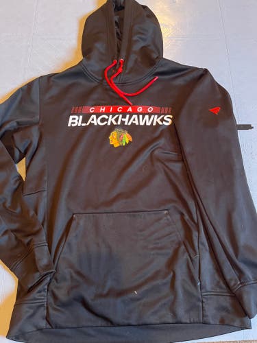 Chicago Blackhawks Organization Pro Black Medium/Large Men's Apparel - Shirt & Sweatshirt