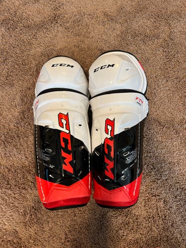 Ccm FT4 Pro Shin Pads 14 Inch