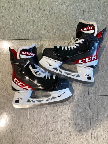 Used Senior CCM JetSpeed FT485 Hockey Skates Regular Width Size 6