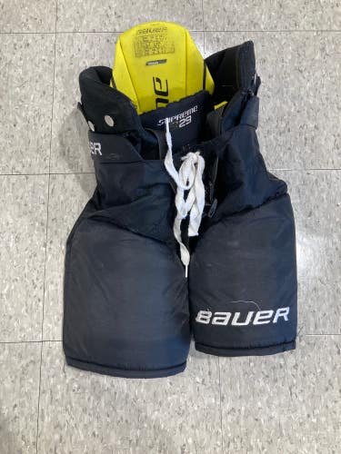 Black Used Junior Small Bauer Supreme S29 Hockey Pants
