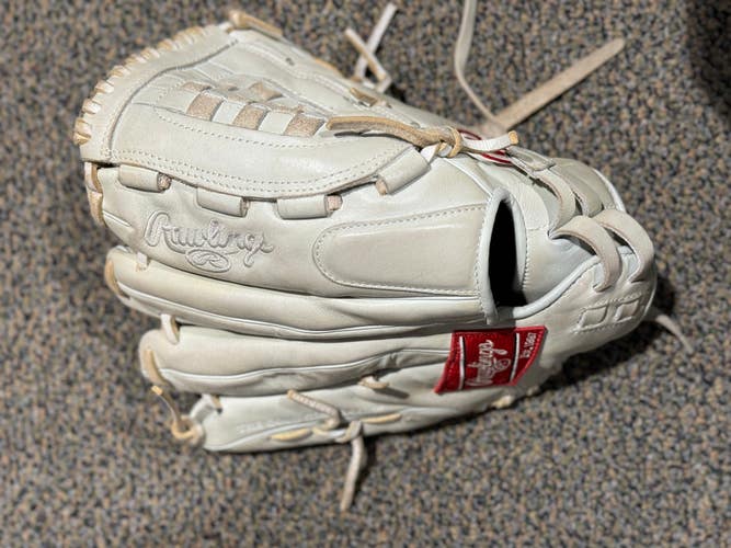 Gray Used Rawlings Gold Glove Elite Right Hand Throw Pitcher's Baseball Glove 12.5"