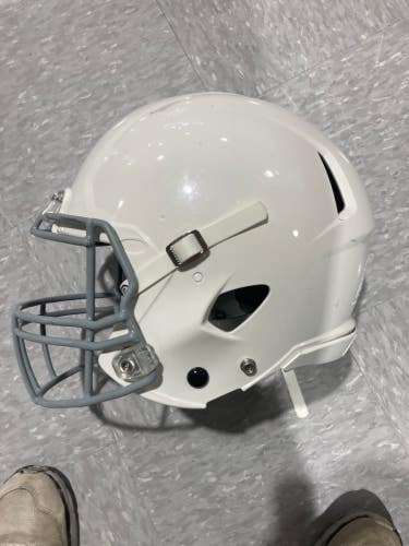 Used Youth Extra Large Riddell Speed Icon Helmet