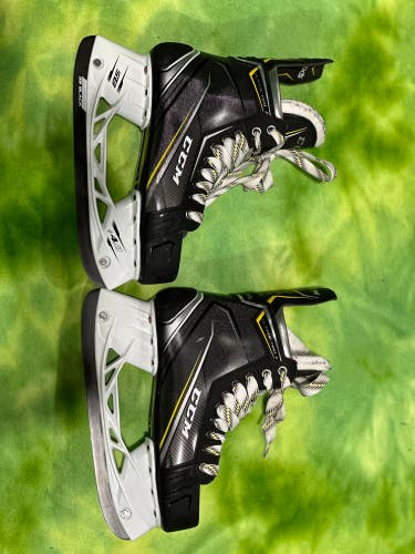 Used Senior CCM Tacks Classic Pro Hockey Skates Regular Width Size 6