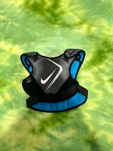 Used Medium Youth Nike Vapor LT Shoulder Pads