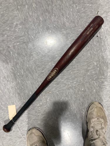 Used Louisville Slugger Genuine 225 Bat Ash 30"