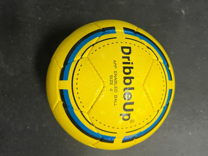 Dribble Up App Enabled Ball