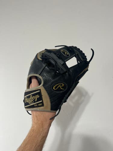 Rawlings heart of the hide 11.75 wingtip baseball glove