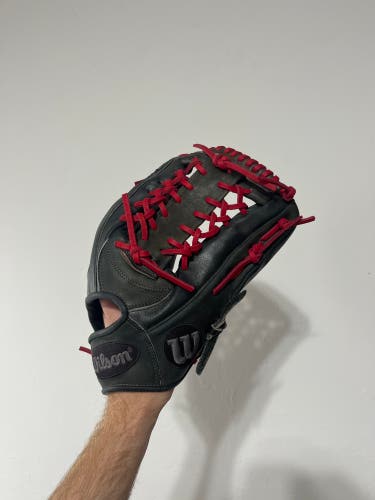 Wilson a2000 kp92 12.5 baseball glove