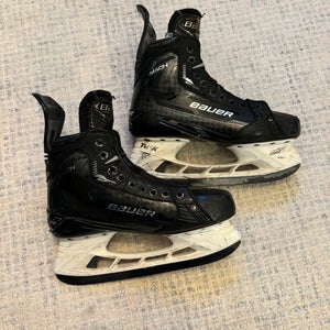 Bauer Supreme Mach Hockey skates, Size 9.5, Fit 1. Steel Included