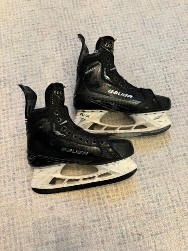 Bauer Supreme Mach Hockey skates, Size 9.5, Fit 1. Steel Included