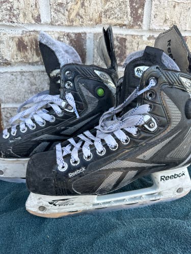 Used Reebok 7.5 20K Hockey Skates