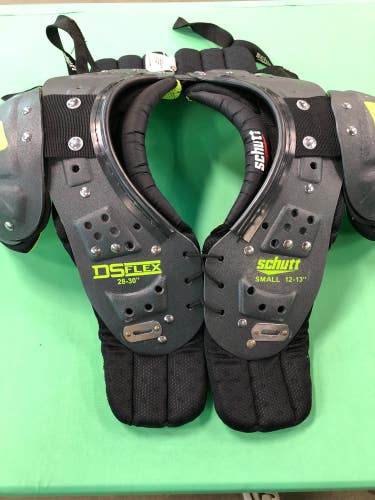Used Youth Schutt DS Flex Football Shoulder Pads (Size: Small)